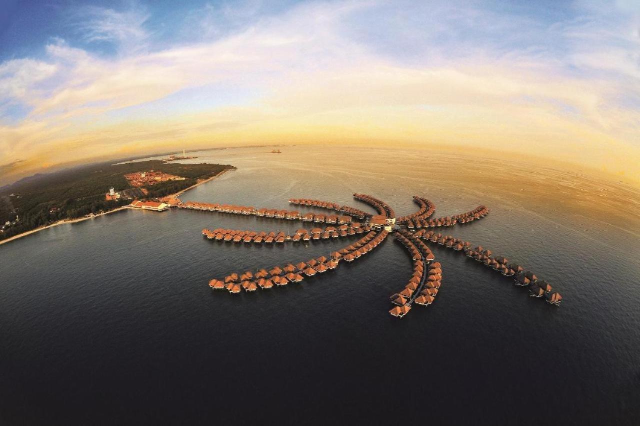 Ark Goldcoast Resort Сепанг Экстерьер фото