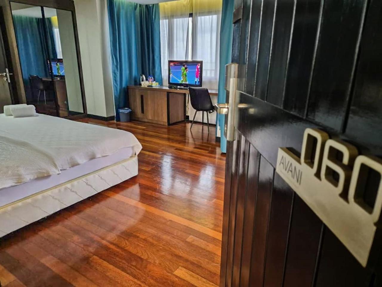 Ark Goldcoast Resort Сепанг Экстерьер фото