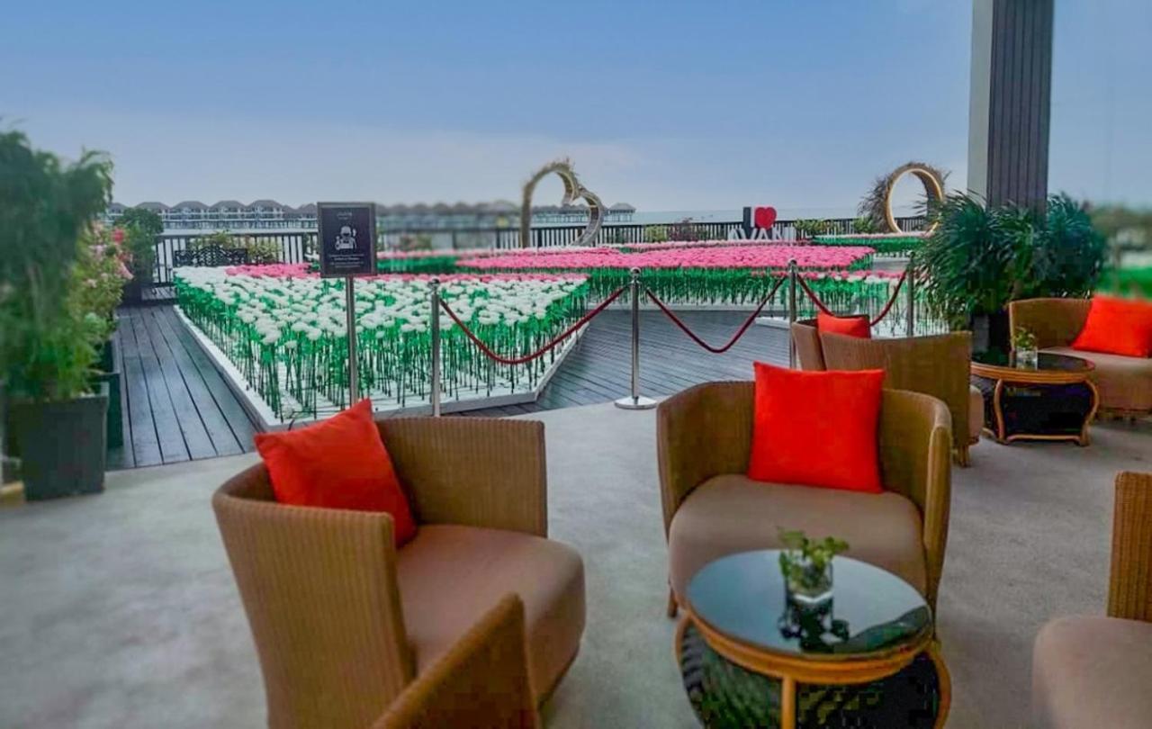 Ark Goldcoast Resort Сепанг Экстерьер фото
